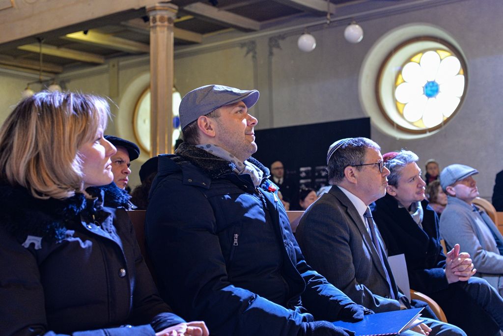 Občané v Plzni uctili památku deportovaných Židů před 78 lety (foto: M. Pecuch, 26.1.2020)