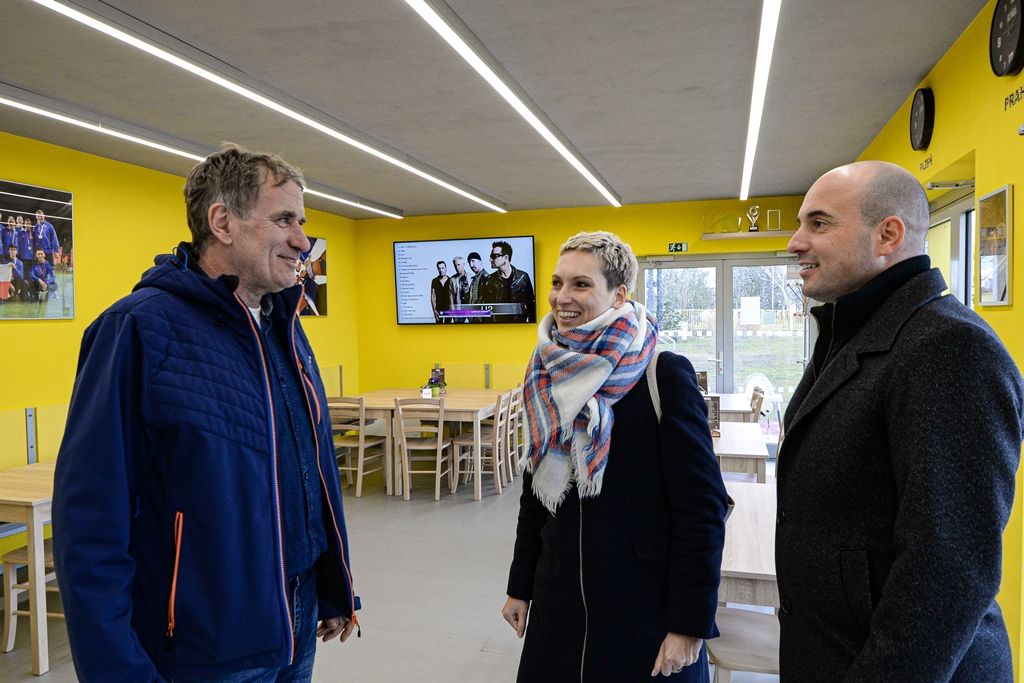 Nová kavárna Bomba Café na Atletickém stadionu města Plzně (foto: M. Pecuch, 28.1.2020)