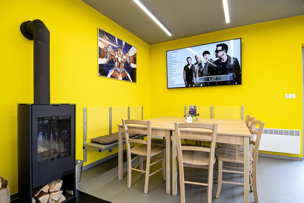 Nová kavárna Bomba Café na Atletickém stadionu města Plzně (foto: M. Pecuch, 28.1.2020)