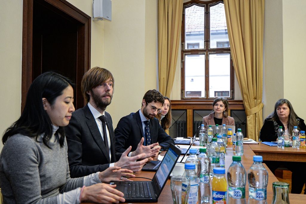 Zástupci OECD a Evropské komise přijeli na první výzkumnou misi do Plzně