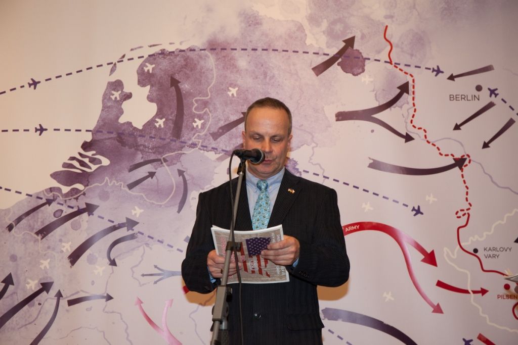 Plzeň zahájila výstavu v New Yorku, přítomni byli i veteráni (zdroj fotografií: new-york.czechcentres.cz)