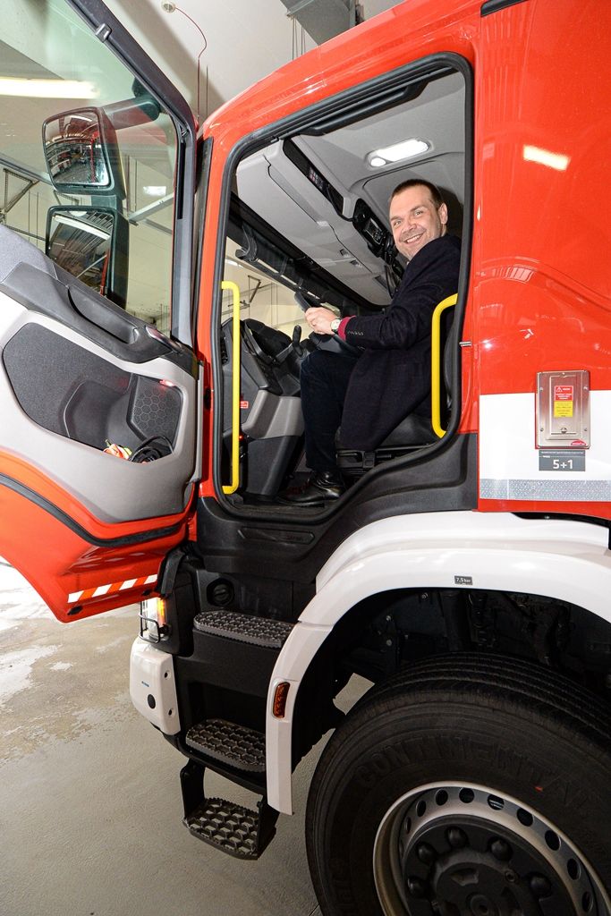 Hasiči v Plzni na Košutce mají novou supermoderní cisternu (foto: M. Pecuch, 28.2.2020)