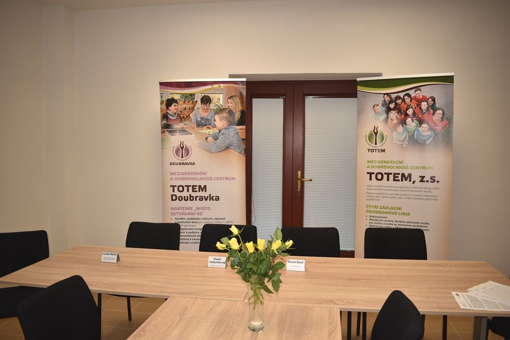 Totem na Doubravce (foto: A. Jarošová, 11.3.2020)