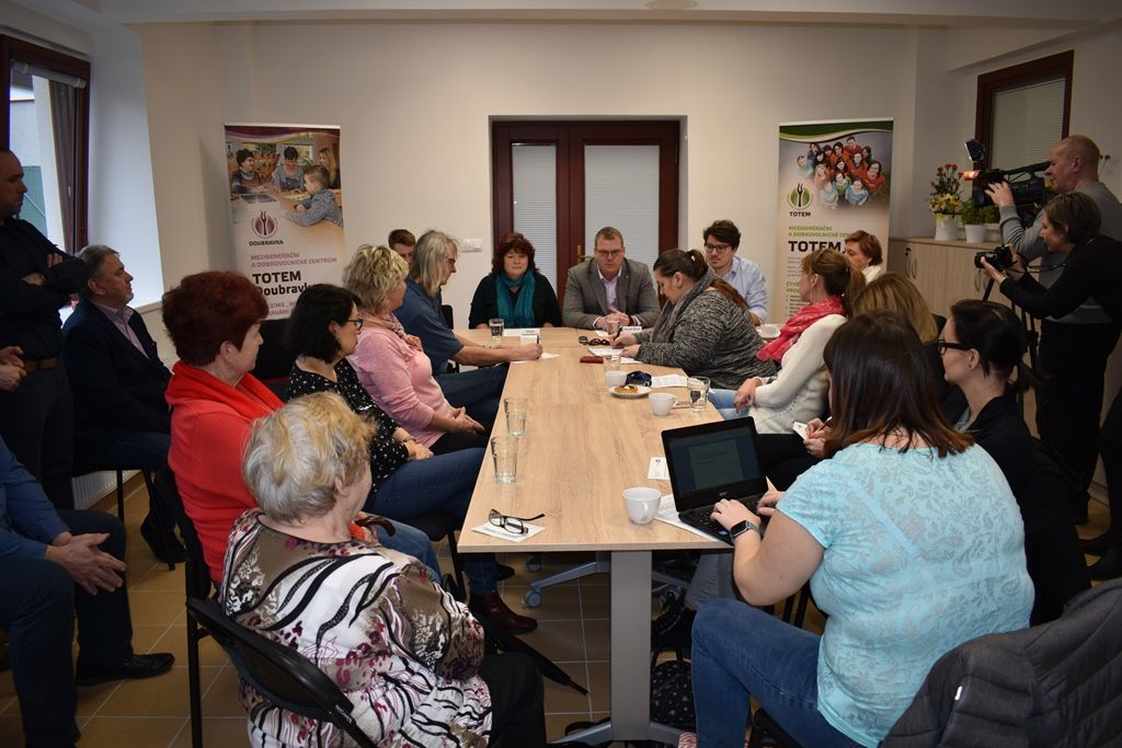 Totem na Doubravce (foto: A. Jarošová, 11.3.2020)