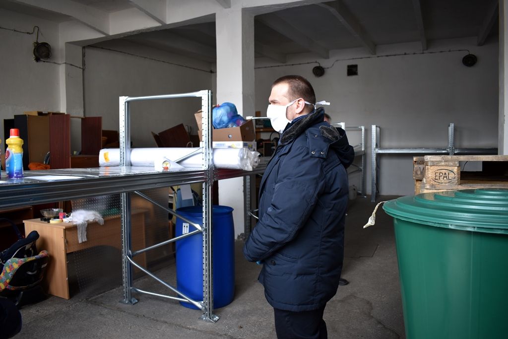 Primátor Plzně zjišťoval situaci v dalších sociálních zařízeních (foto: A. Jarošová, 26.3.2020)