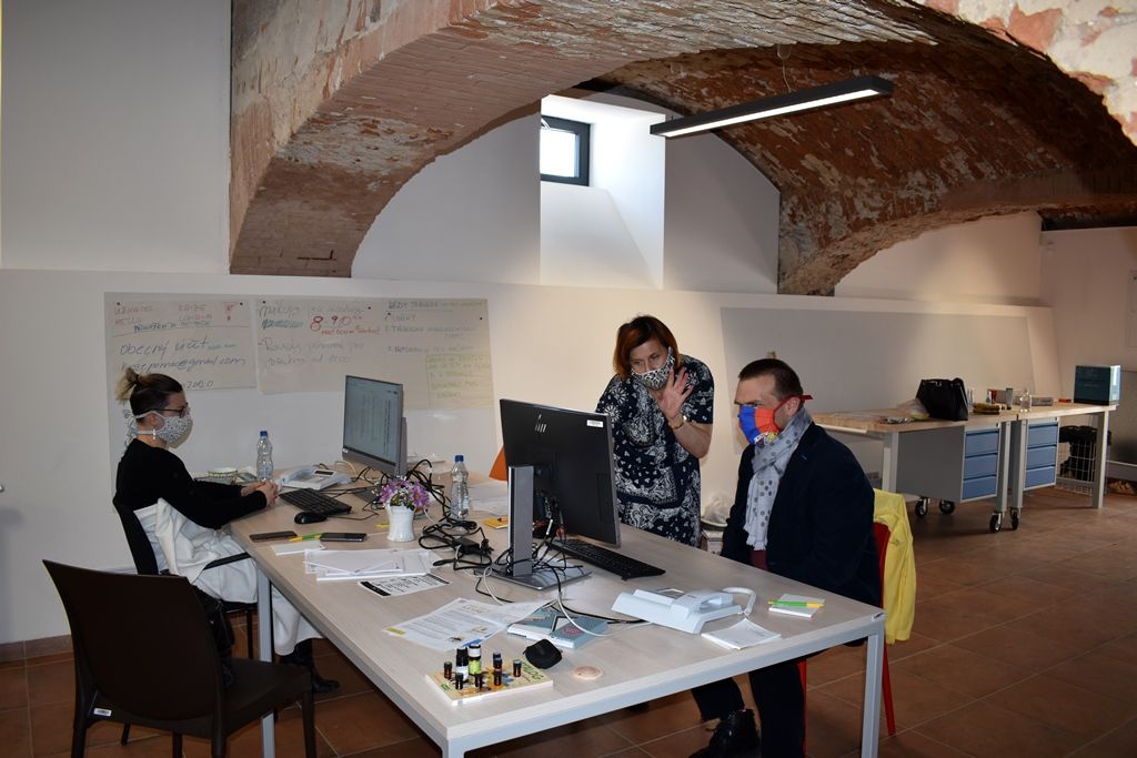 Primátor Baxa navštívil Kontaktní centrum a TOTEM (foto: A. Jarošová, 2.4.2020)