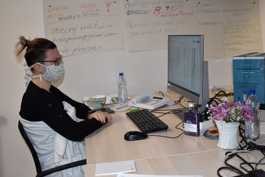 Primátor Baxa navštívil Kontaktní centrum a TOTEM (foto: A. Jarošová, 2.4.2020)