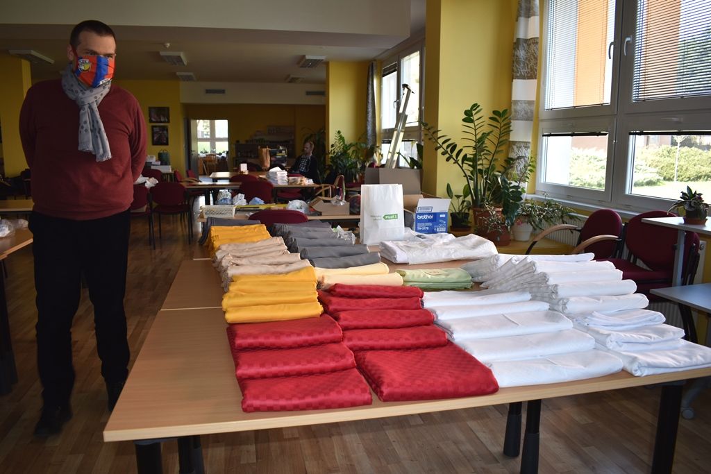 Primátor Baxa navštívil Kontaktní centrum a TOTEM (foto: A. Jarošová, 2.4.2020)