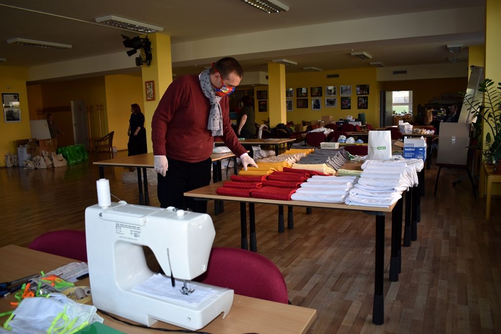 Primátor Baxa navštívil Kontaktní centrum a TOTEM (foto: A. Jarošová, 2.4.2020)
