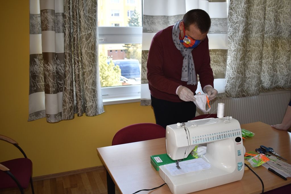 Primátor Baxa navštívil Kontaktní centrum a TOTEM (foto: A. Jarošová, 2.4.2020)