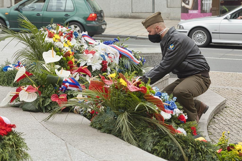 Slavnosti svobody 2020 - Pietní akt Díky, Ameriko! (foto: R. Muchka, 6.5.2020)