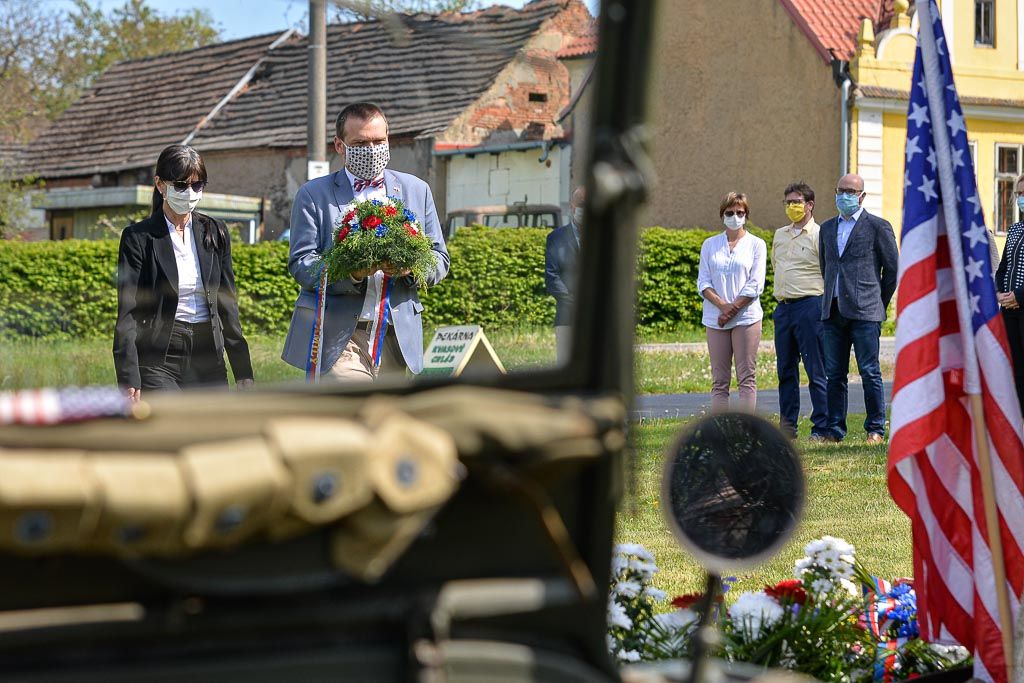 Slavnosti svobody 2020 - Pietní akt v Kyšicích (foto: M. Pecuch, 8.5.2020)