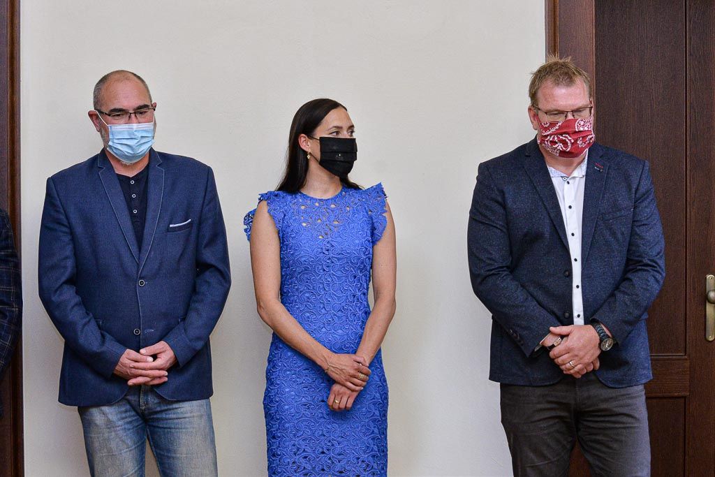 Město podepsalo smlouvy o podpoře s fotbalisty, hokejisty a házenkáři (foto: M. Pecuch, 25.5.2020)