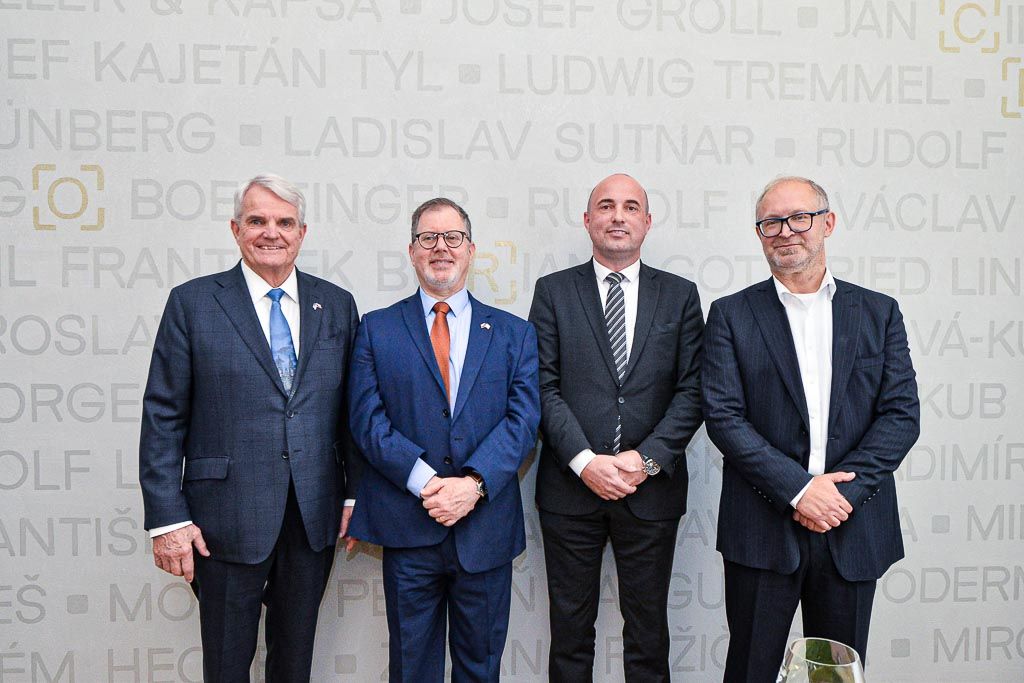 Nový sdílený prostor pro mladé firmy z oblasti virtuální reality v rámci BIC Plzeň (foto: M. Pecuch, 10.6.2020)