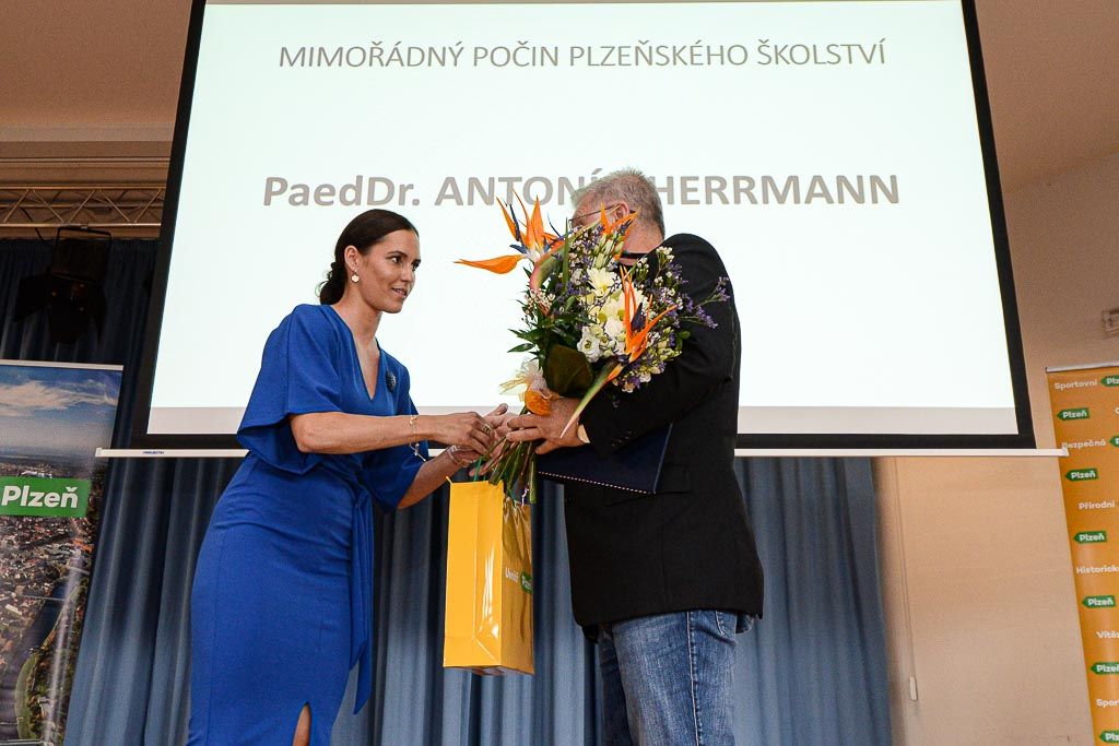 Plzeň ocenila učitele a zaměstnance plzeňských škol (foto: M. Pecuch, 16.6.2020)