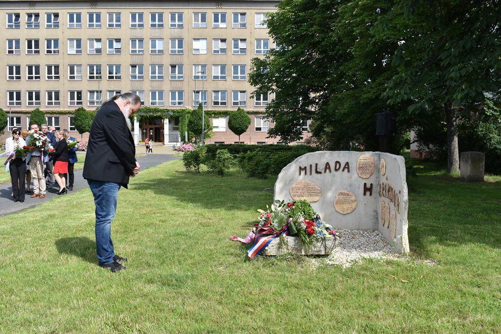 Milada Horáková - pietní akt (foto: A. Jarošová, 26.6.2020)