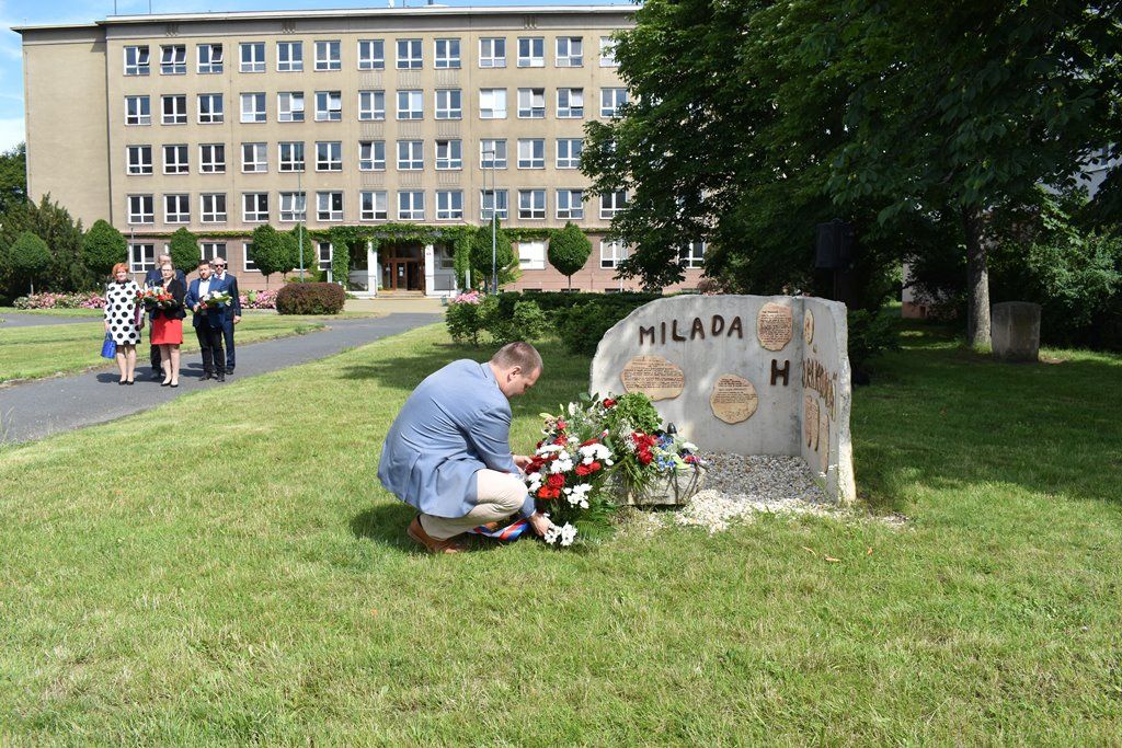Milada Horáková - pietní akt (foto: A. Jarošová, 26.6.2020)