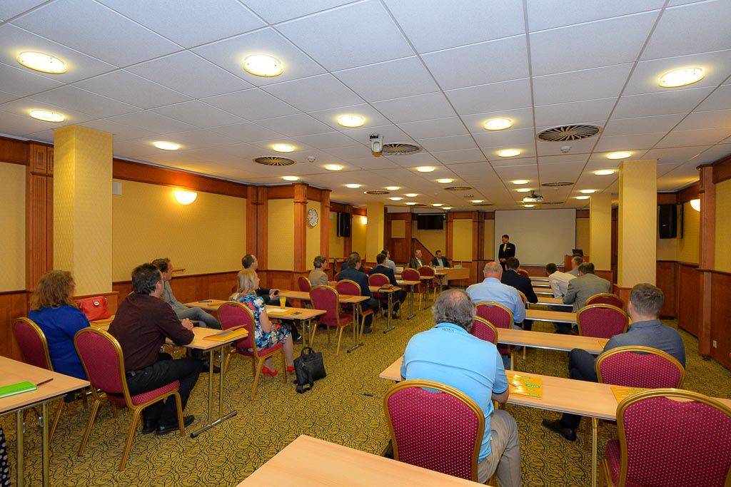 Podnikatelé ze soutěže NEJ inovátor se sešli se zástupci města (foto: M. Pecuch, 30.6.2020)