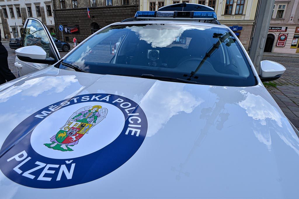 Plzeňští strážníci mají nové auto s radarem (foto: M. Pecuch, 3.7.2020)