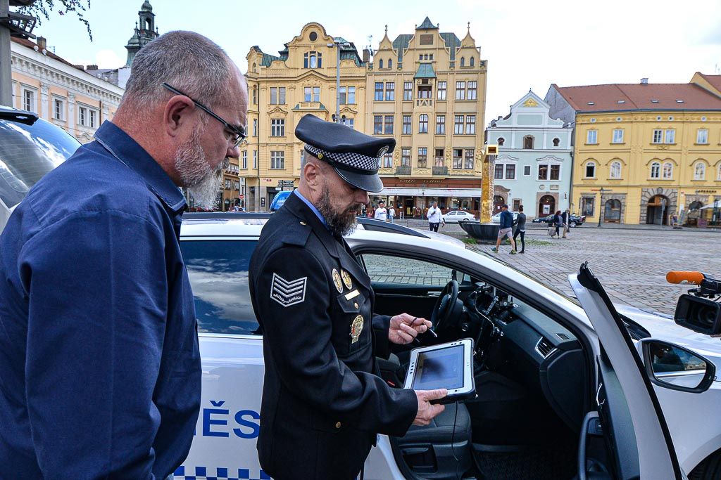 Plzeňští strážníci mají nové auto s radarem (foto: M. Pecuch, 3.7.2020)