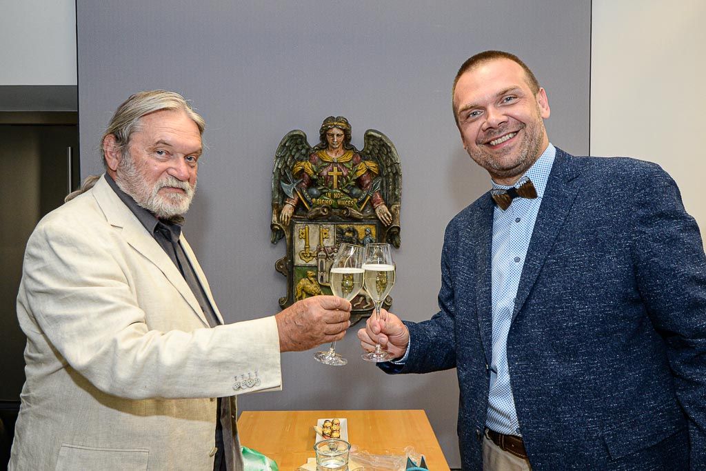 Primátor pogratuloval výtvarníkovi Jaroslavu Šindelářovi k životnímu jubileu