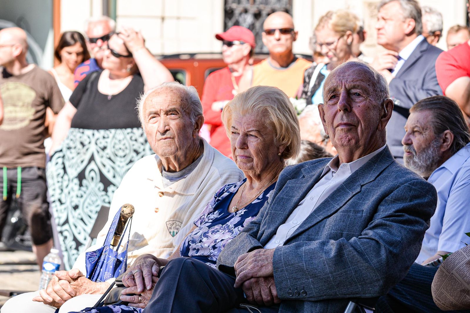 Odhalení bronzové desky připomínající 21. srpen 1968 (foto: M. Pecuch, 21.8.2020)
