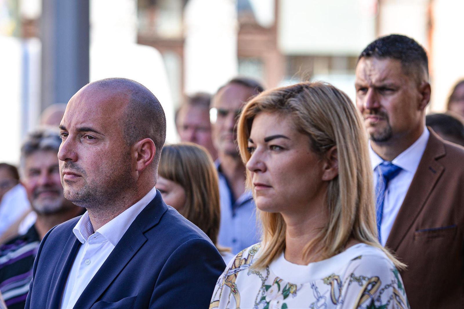 Odhalení bronzové desky připomínající 21. srpen 1968 (foto: M. Pecuch, 21.8.2020)