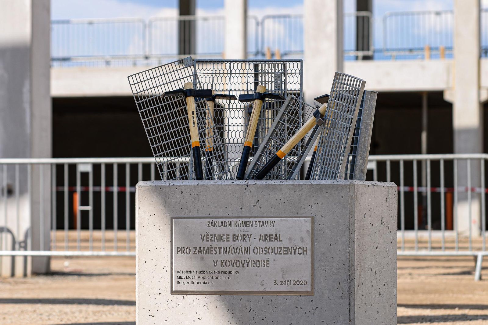 Zahájení stavby nové výrobní haly společnosti MEA (foto: M. Pecuch, 3.9.2020)