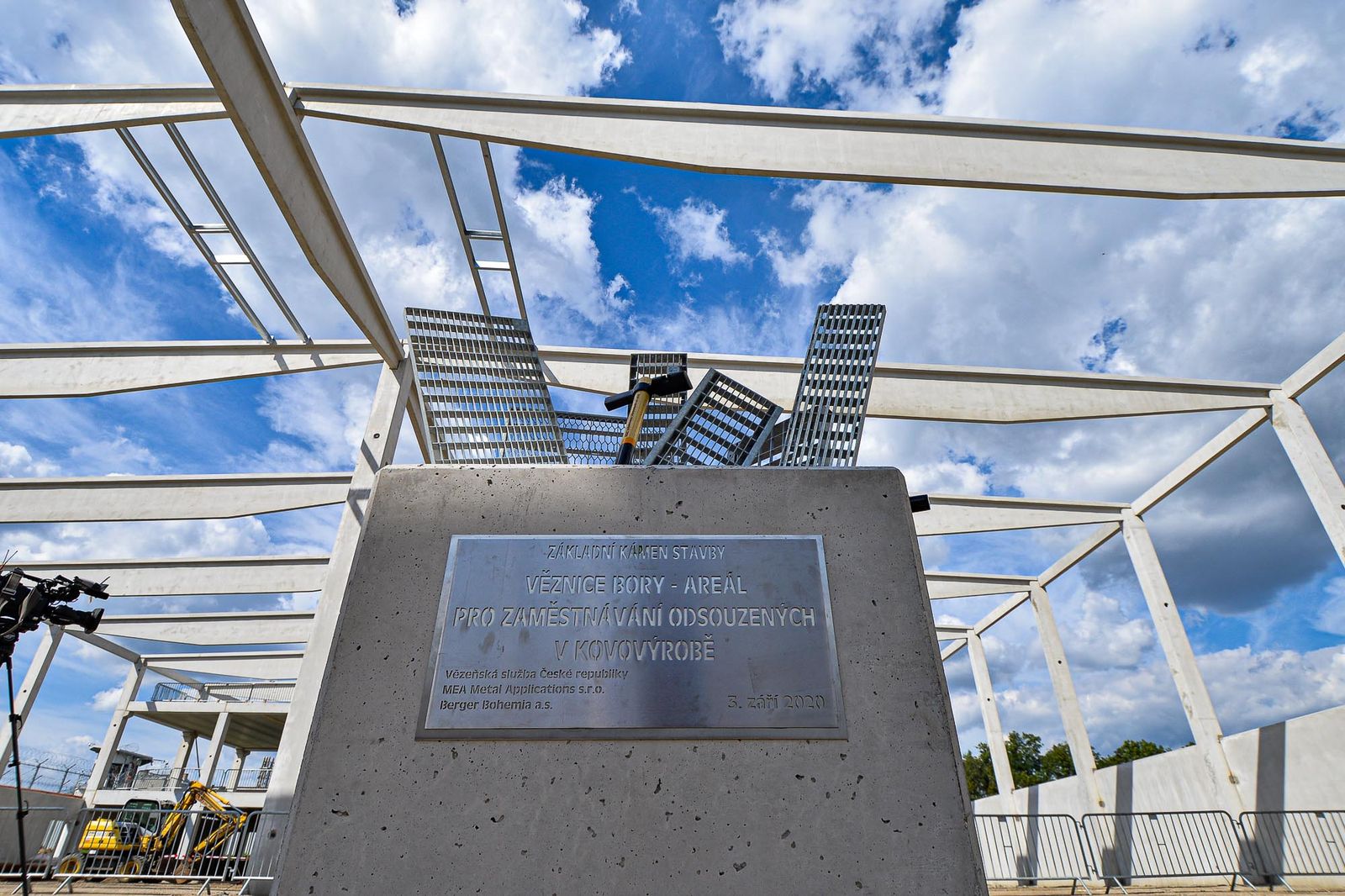 Zahájení stavby nové výrobní haly společnosti MEA (foto: M. Pecuch, 3.9.2020)