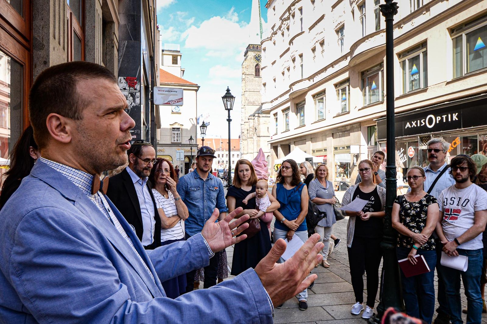 Plzeň pokládala kameny zmizelých - Stolpersteine  (foto: M. Pecuch, 4.9.2020)