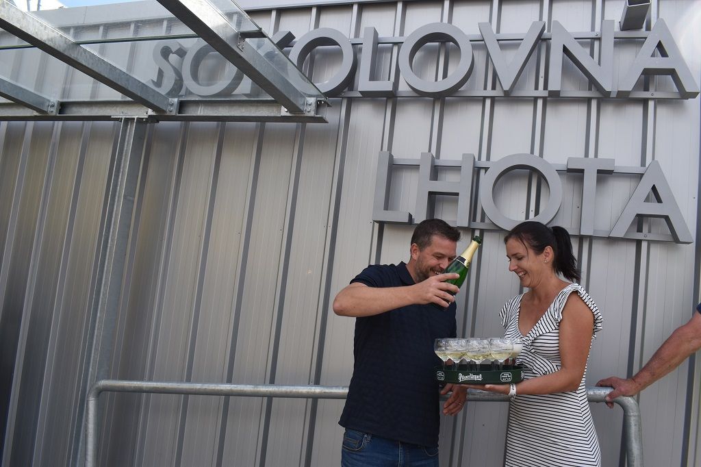 Plzeňská Lhota má novou sokolovnu pro sportovce i k setkávání občanů (foto: H. Josefová, 6.9.2020)