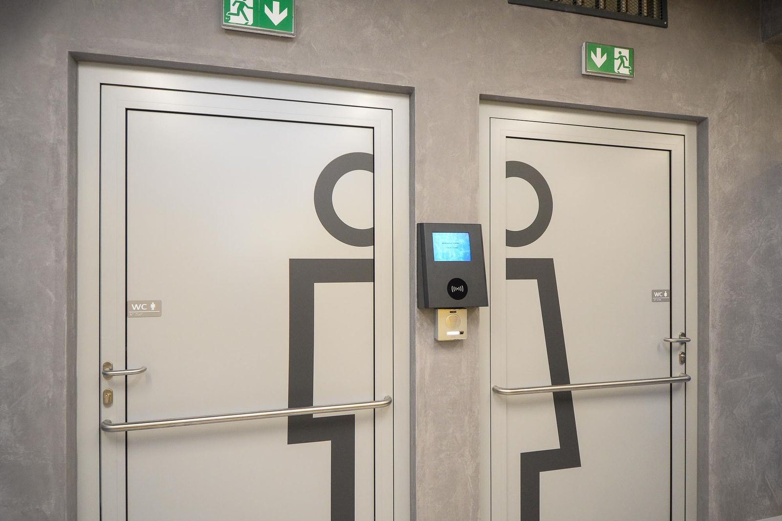 Návštěvníky bazénu na Slovanech čeká větší komfort (foto: M. Pecuch, 1.10.2020)