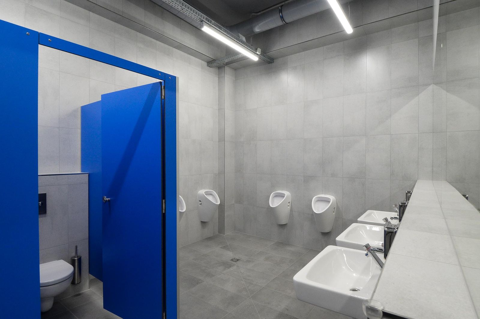 Návštěvníky bazénu na Slovanech čeká větší komfort (foto: M. Pecuch, 1.10.2020)