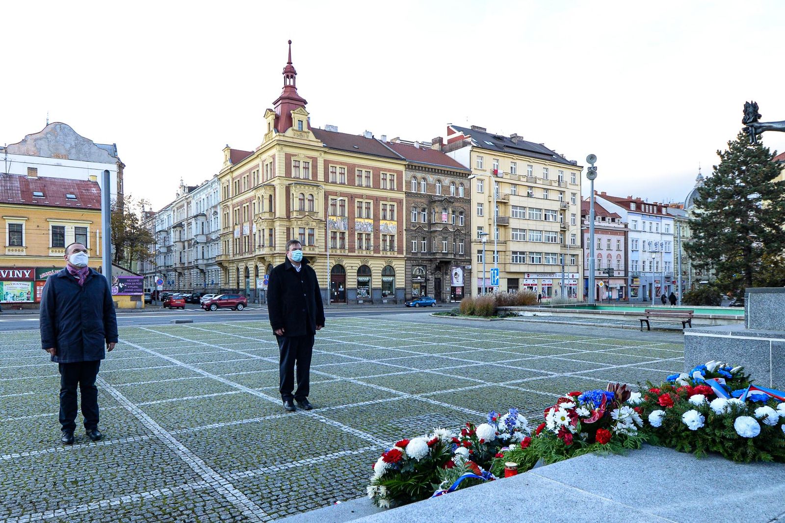 Plzeň si připomněla 102. výročí vzniku Československa pietním aktem bez účasti veřejnosti (foto: M. Pecuch, 28.10.2020)