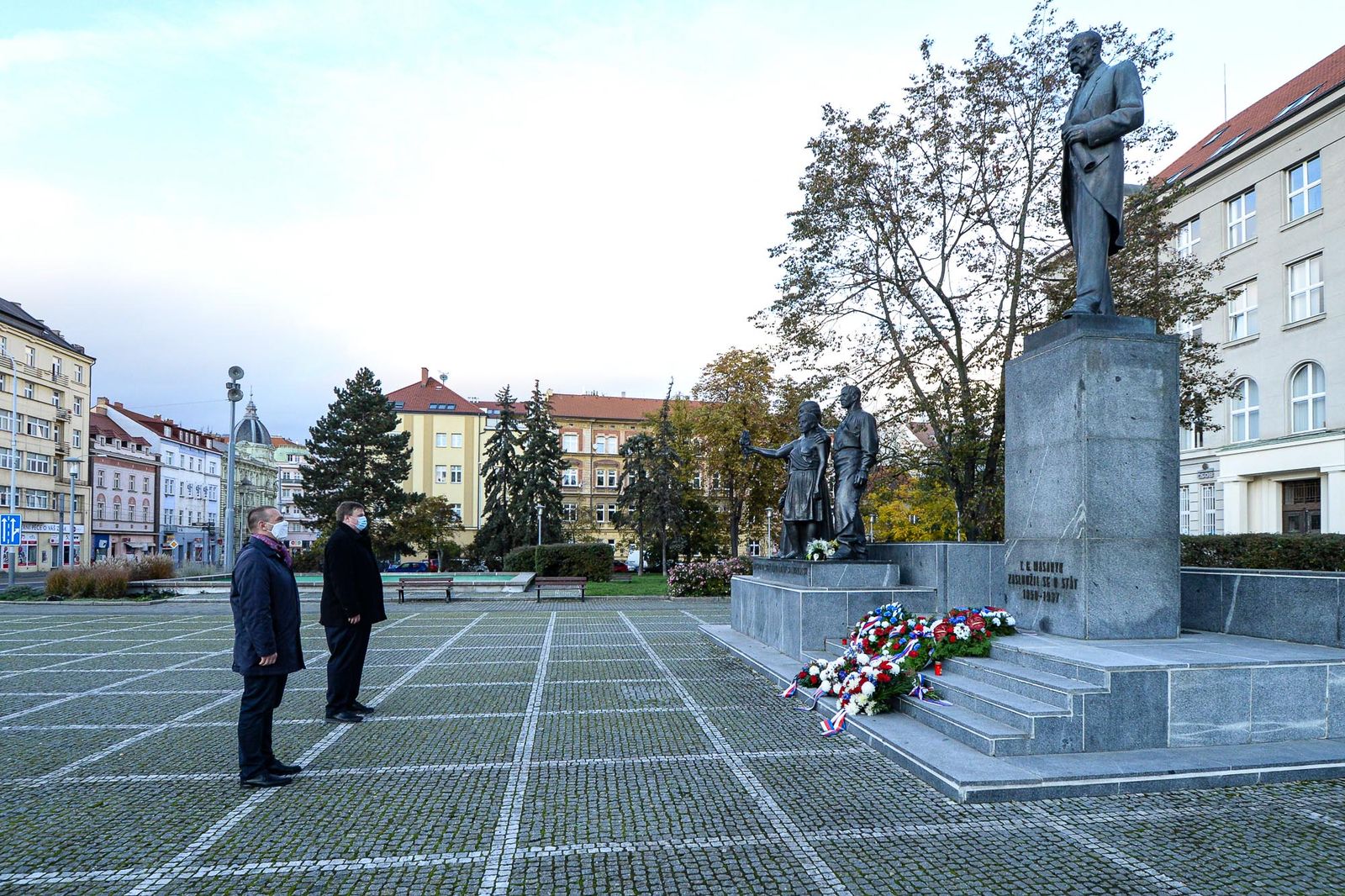 Plzeň si připomněla 102. výročí vzniku Československa pietním aktem bez účasti veřejnosti (foto: M. Pecuch, 28.10.2020)