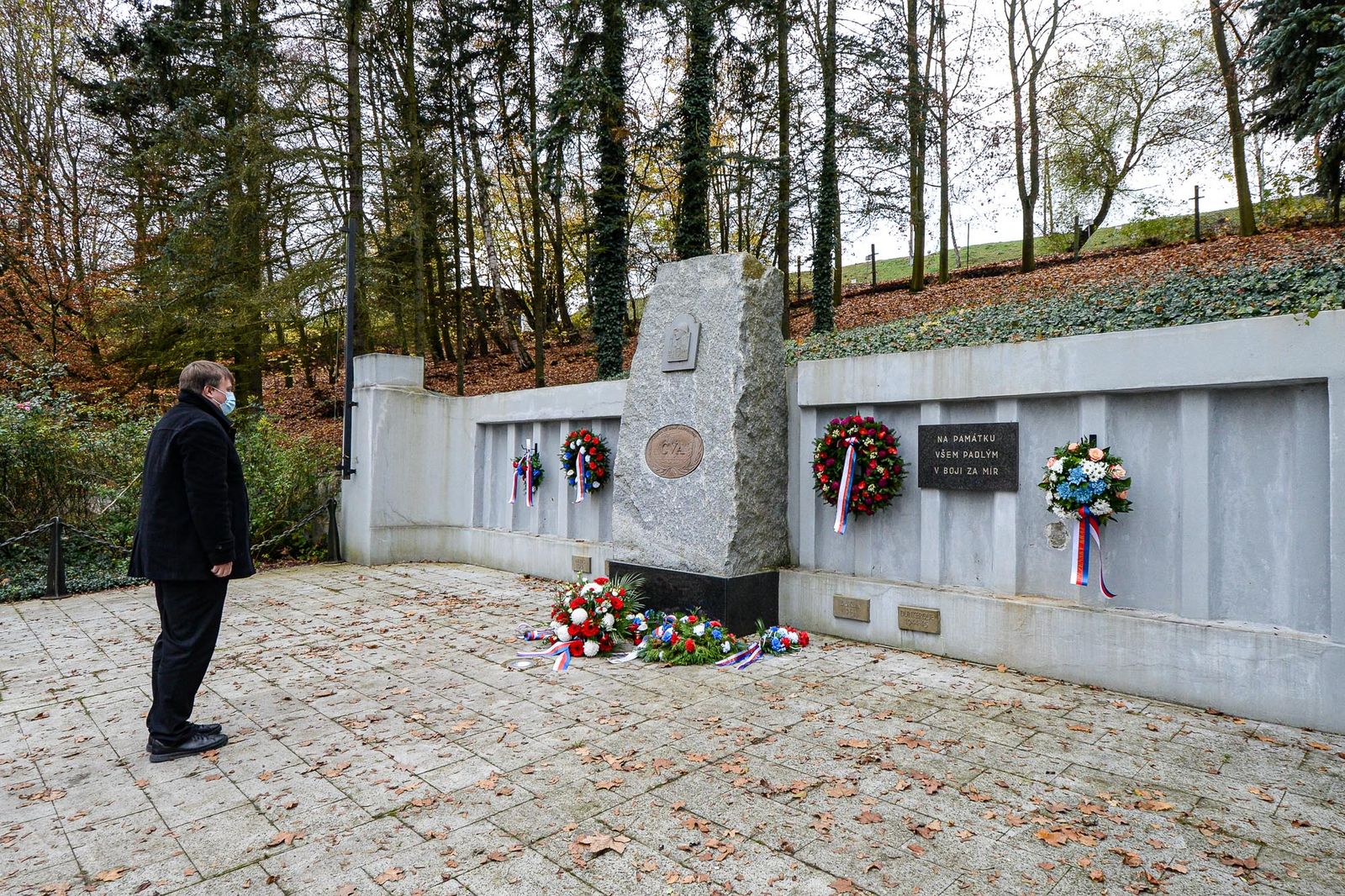 Plzeň si připomněla válečné veterány (foto: M. Pecuch, 11.11.2020)