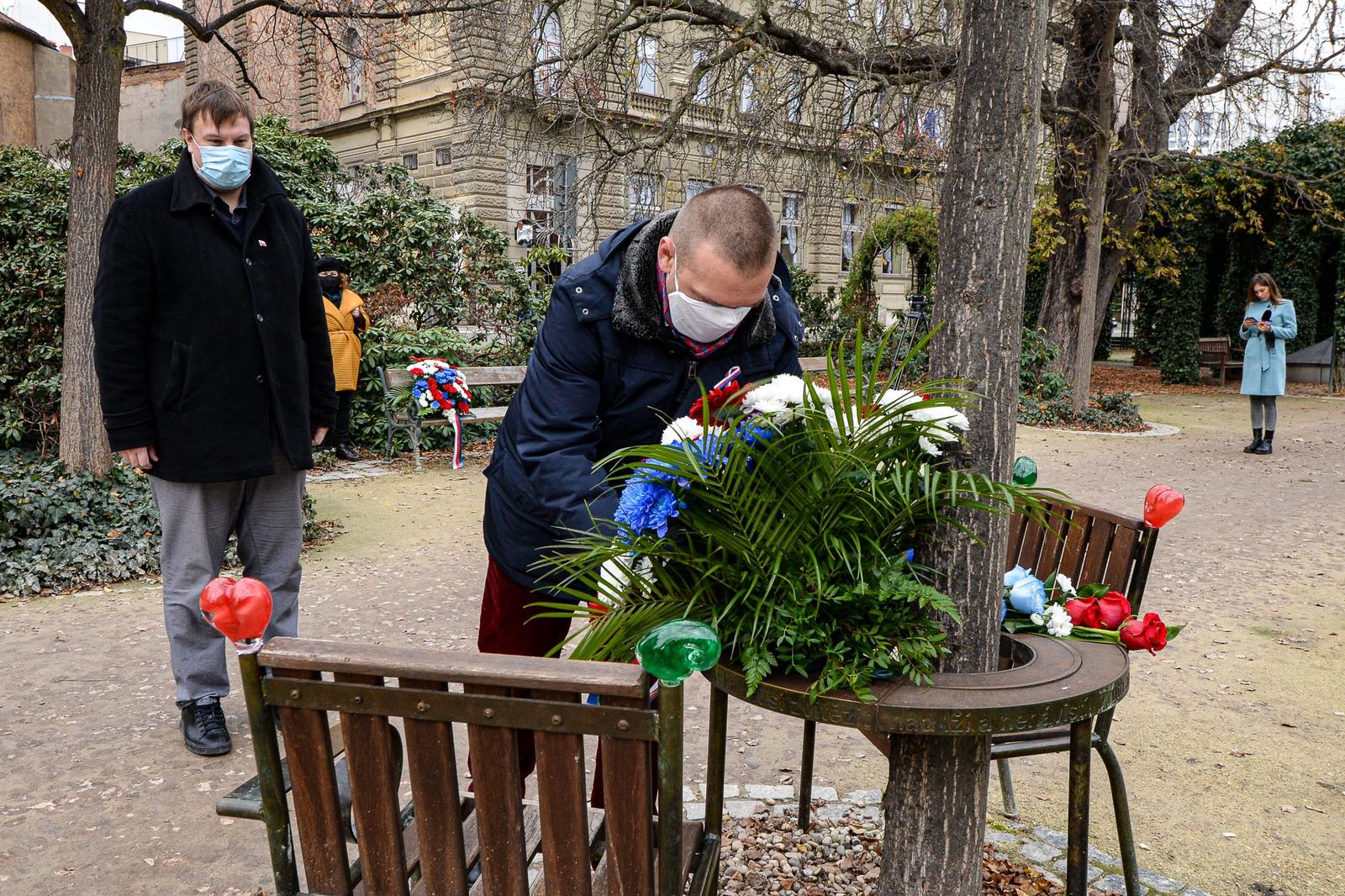 Plzeň si připomněla Den boje za svobodu a demokracii (foto: M. Pecuch, 17.11.2020)