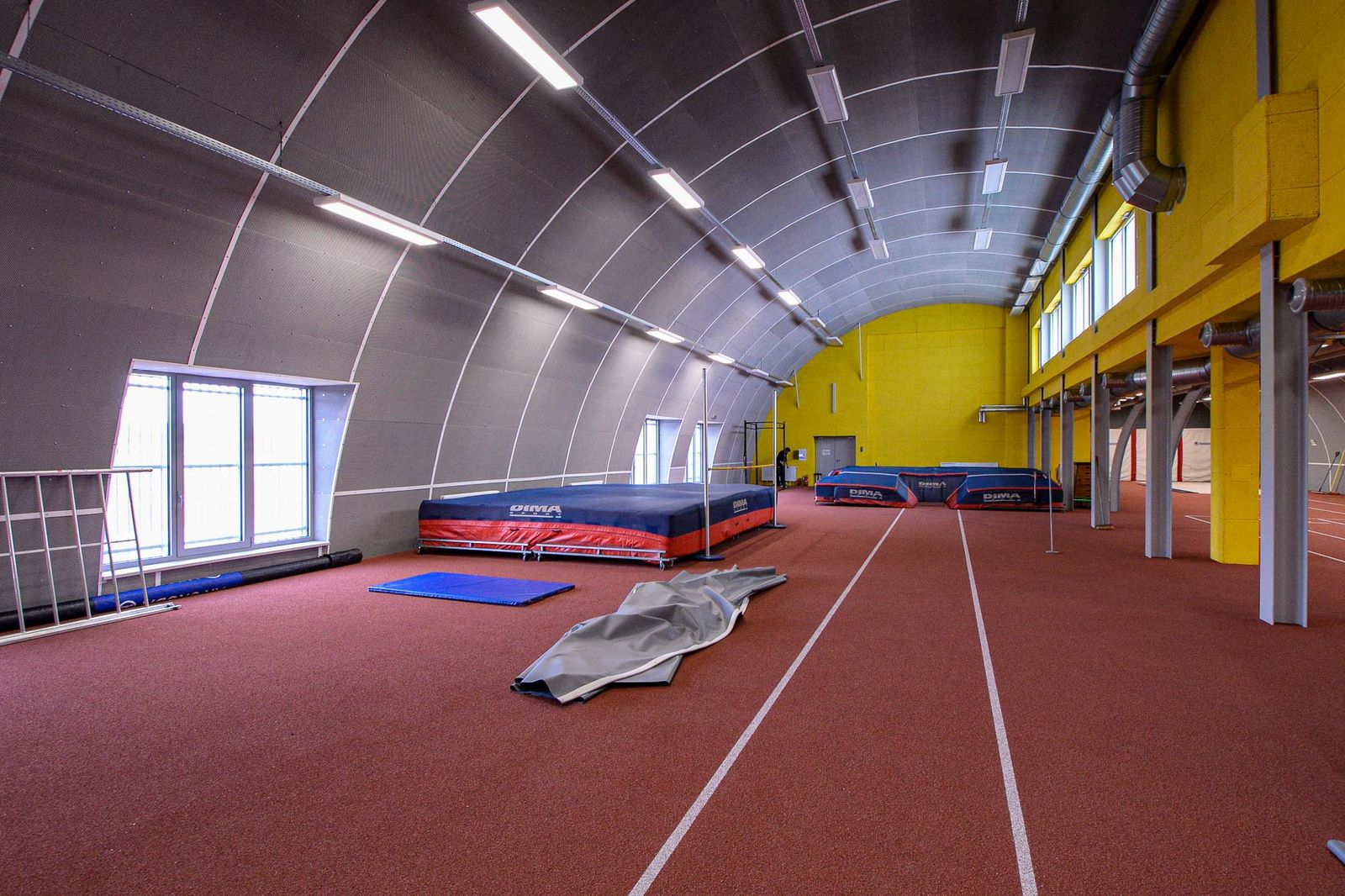 Nová rozcvičovna na Atletickém stadionu města Plzně (foto: M. Pecuch, 16.11.2020)