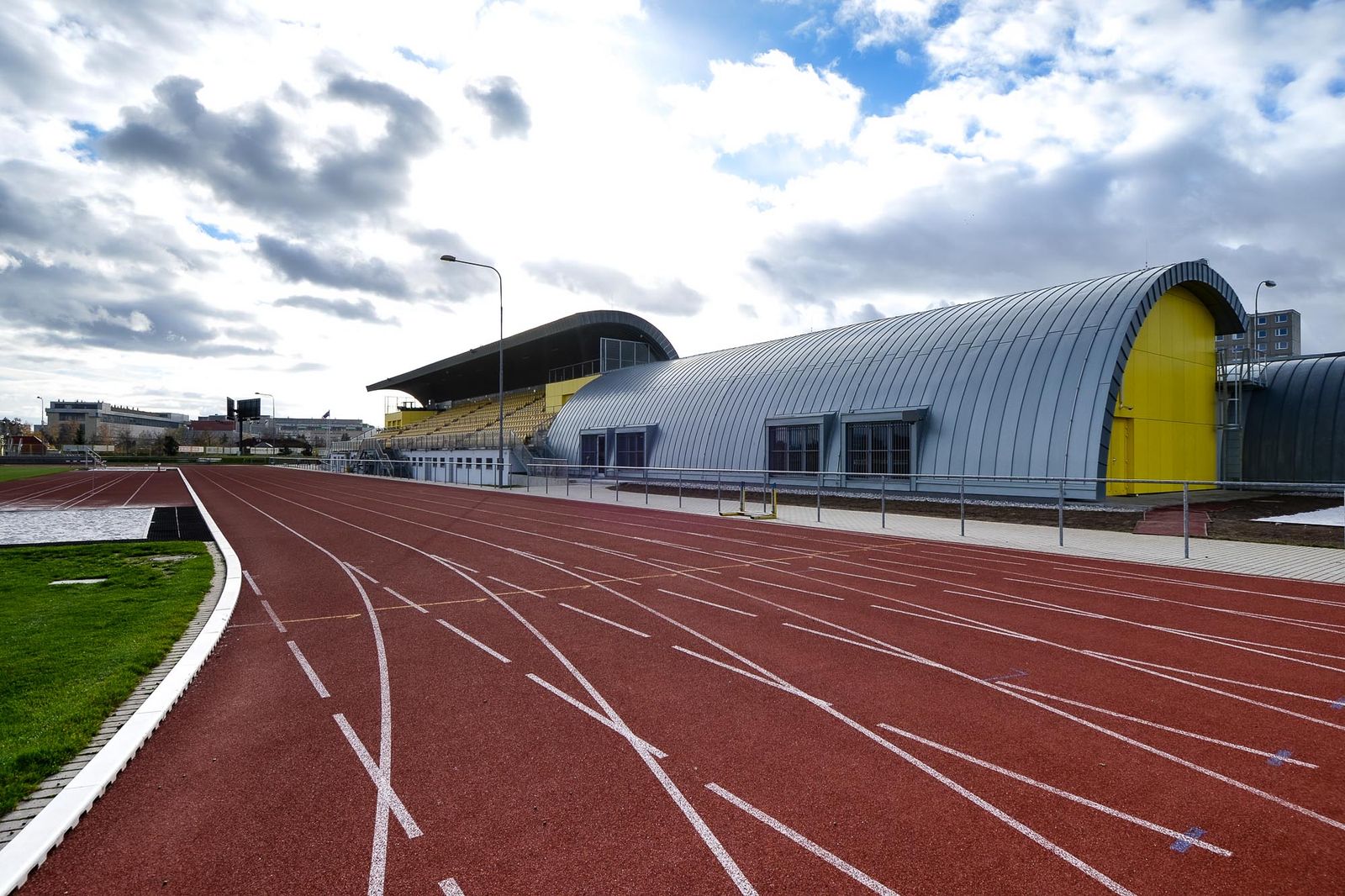 Nová rozcvičovna na Atletickém stadionu města Plzně