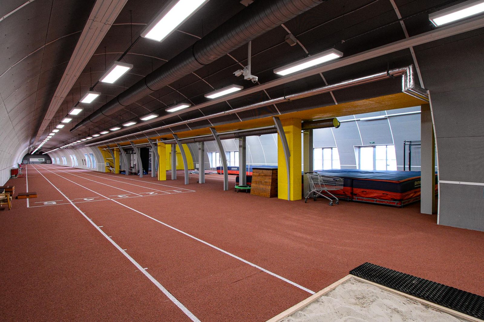 Nová rozcvičovna na Atletickém stadionu města Plzně (foto: M. Pecuch, 16.11.2020)