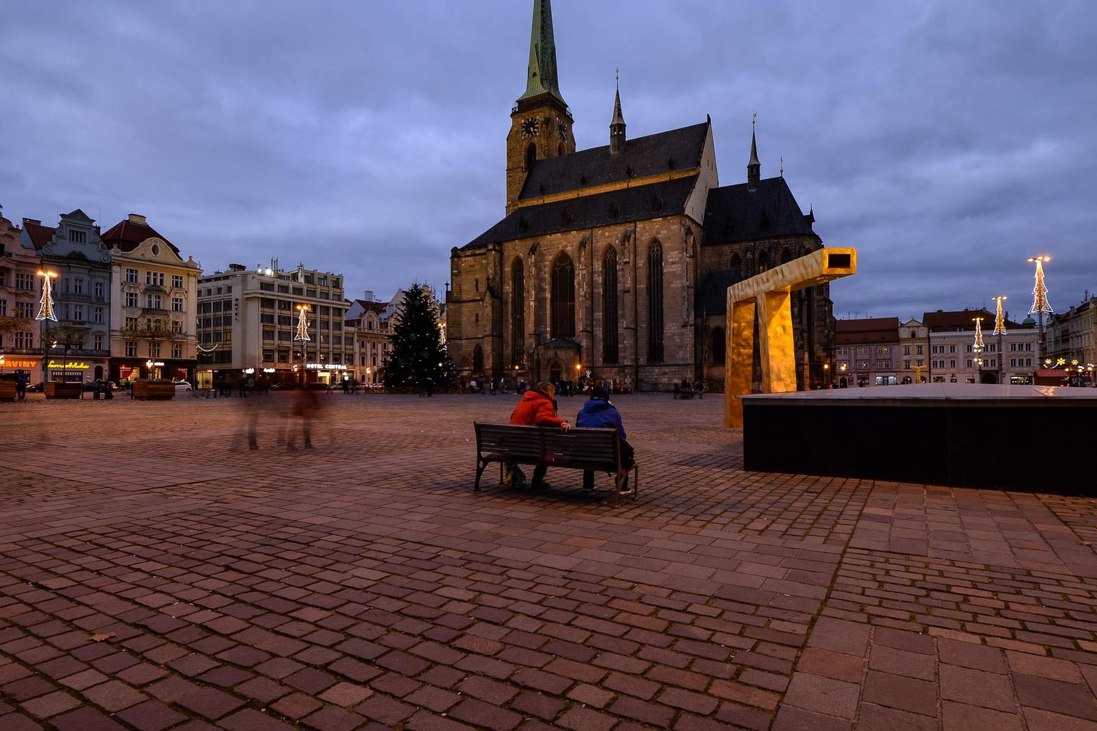 Rozsvícení vánočního stromu v Plzni (foto: M. Pecuch, 29.11.2020)