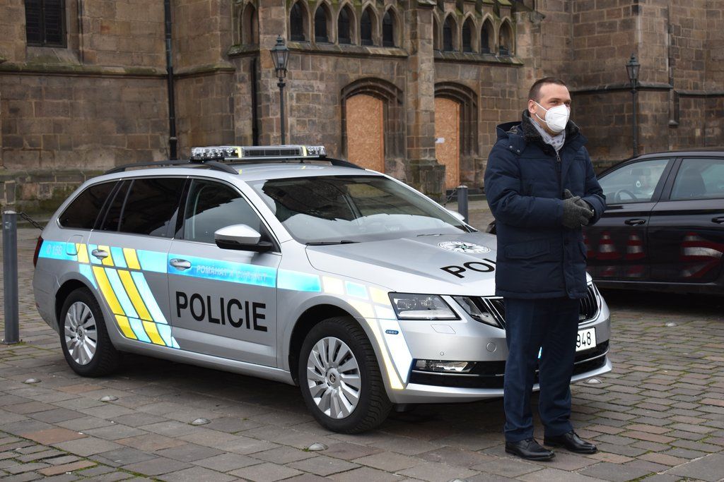 Nový vůz pro PČR (foto: M. Fialová, 11. 12. 2020)