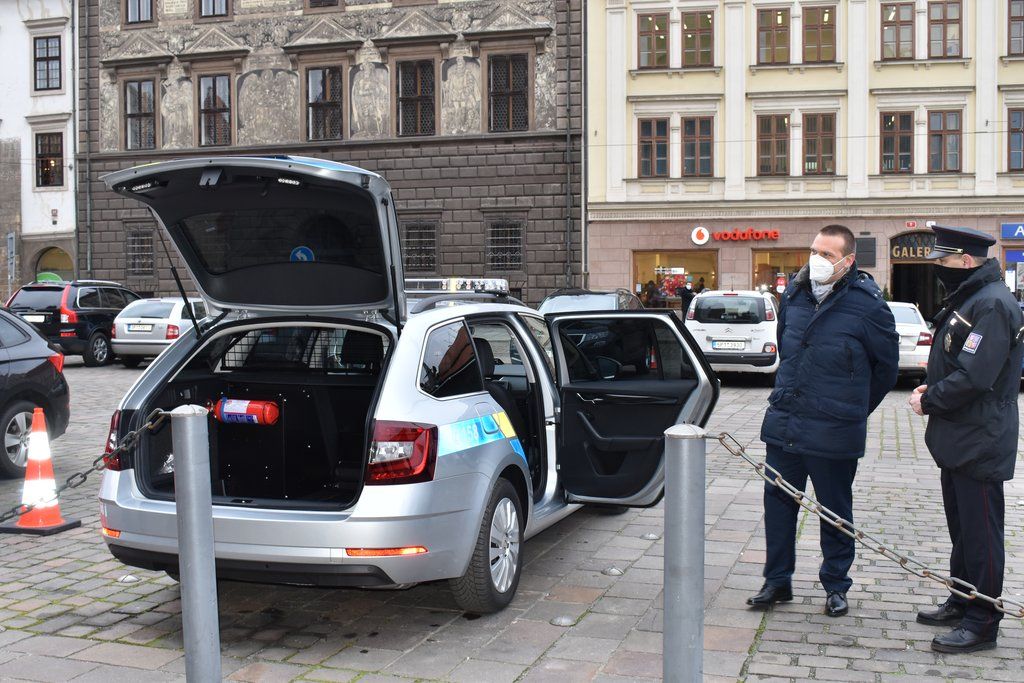 Nový vůz pro PČR (foto: M. Fialová, 11. 12. 2020)