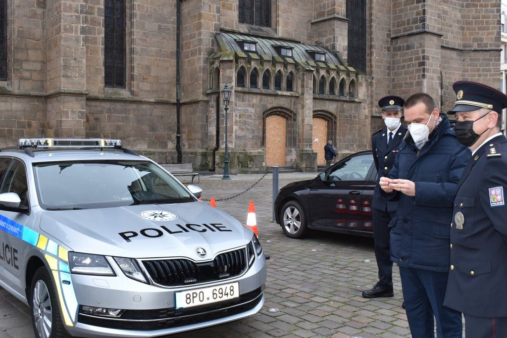 Nový vůz pro PČR (foto: M. Fialová, 11. 12. 2020)