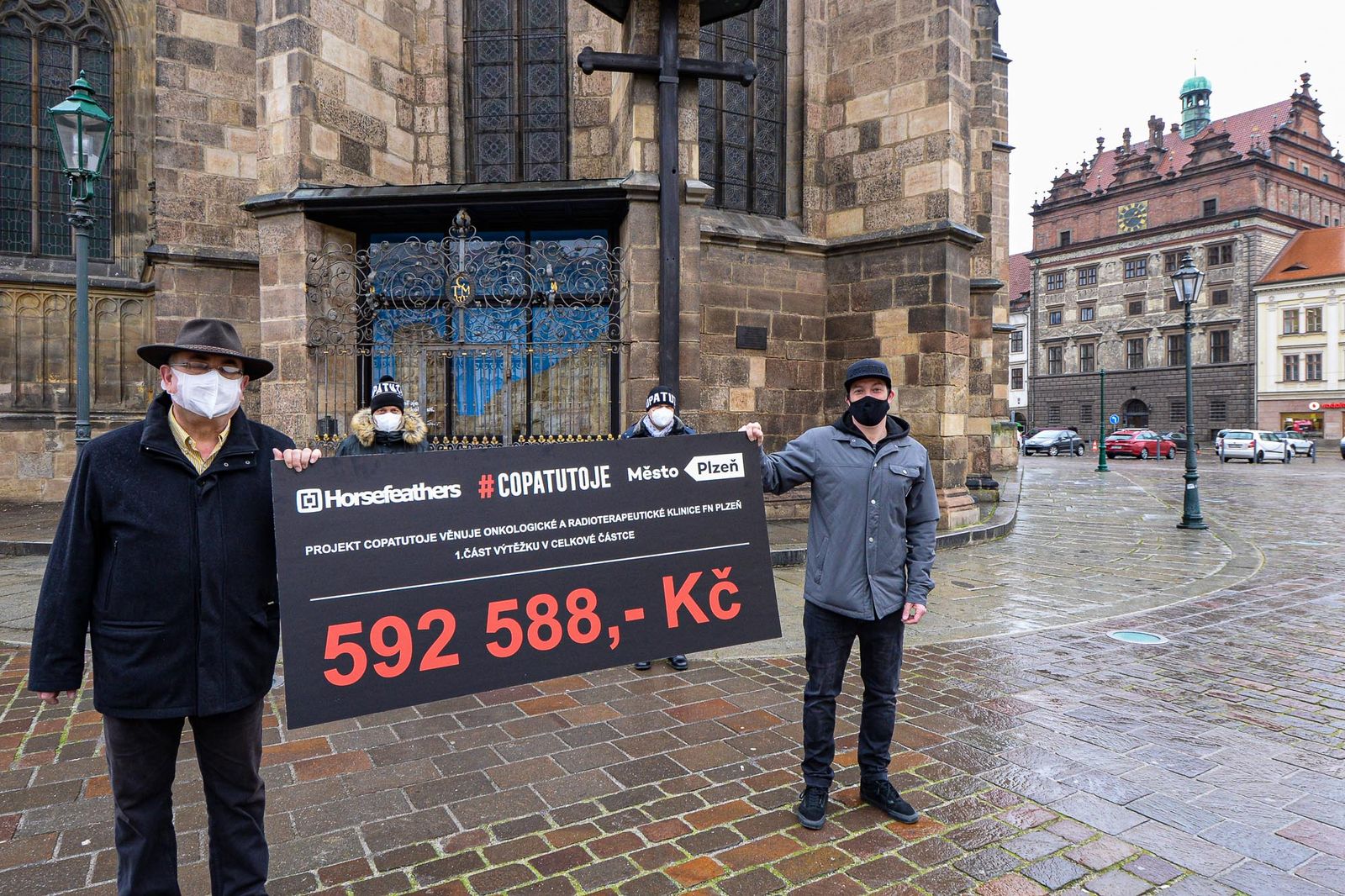 Plzeňská #Copatutoje vynesla už téměř 600 tisíc pro onkologickou kliniku (foto: M. Pecuch, 2.2.2021)