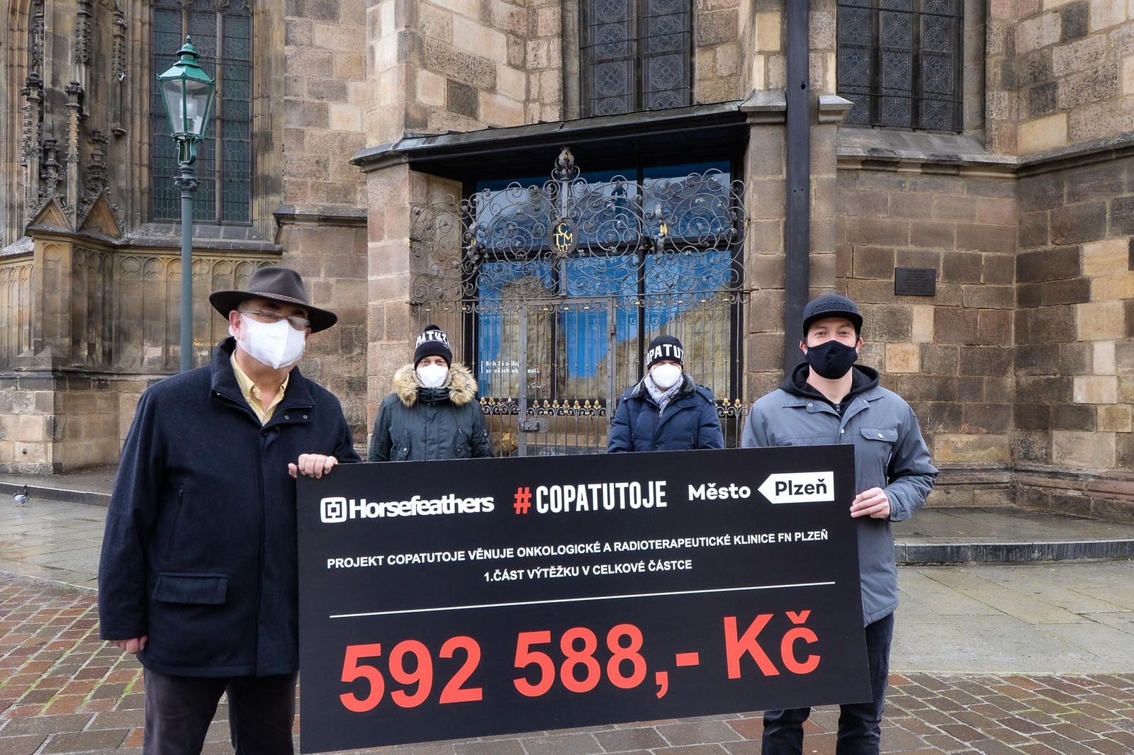 Plzeňská #Copatutoje vynesla už téměř 600 tisíc pro onkologickou kliniku (foto: M. Pecuch, 2.2.2021)