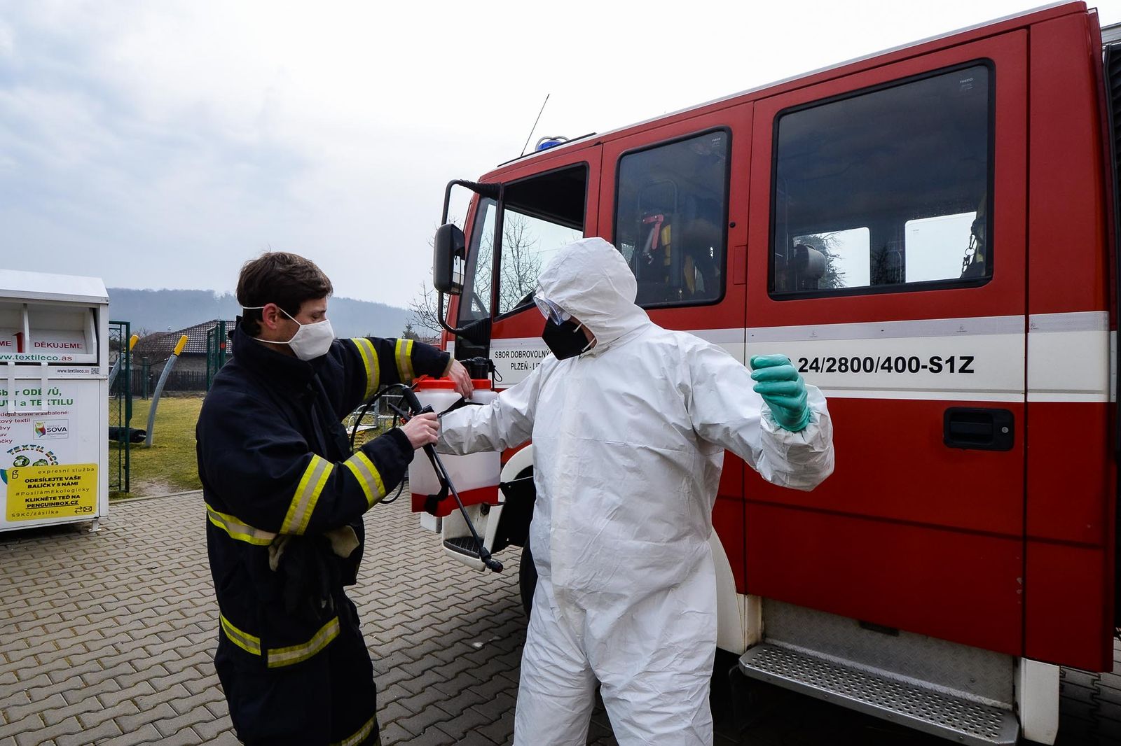 Plzeň plošně dezinfikuje vnější veřejné prostory (ilustrační foto z MO Plzeň 10-Lhota a Borský park: M. Pecuch, 8.3.2021)
