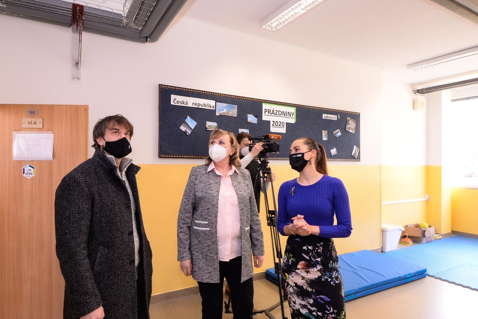 Děti ve 31. základní škole chrání speciální nátěr zdí likvidující viry i bakterie (foto: M. Pecuch, 18.3.2021)