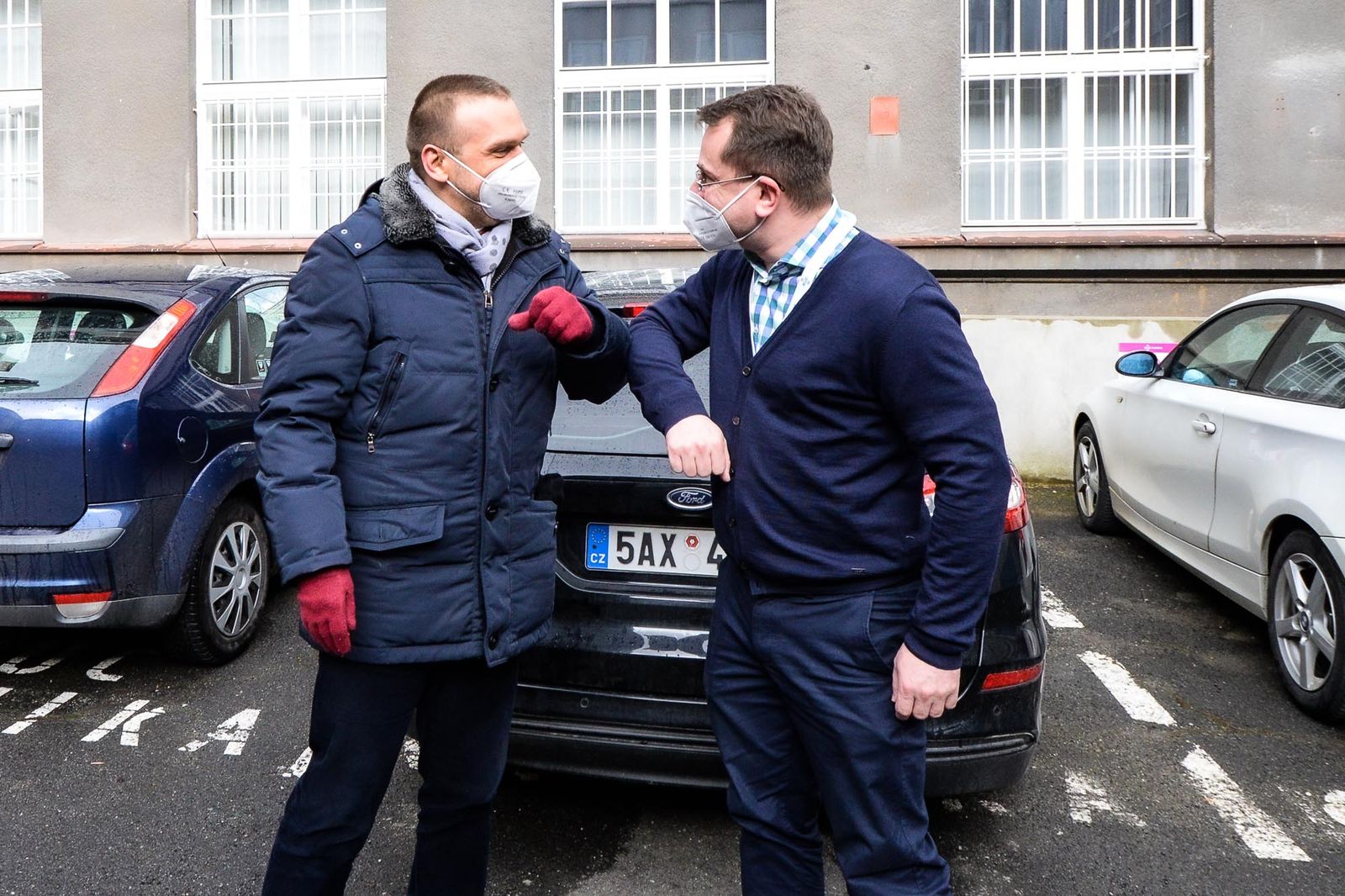 Poděkování od města putovalo zaměstnancům EUC Kliniky Plzeň (foto: M. Pecuch, 17.3.2021)