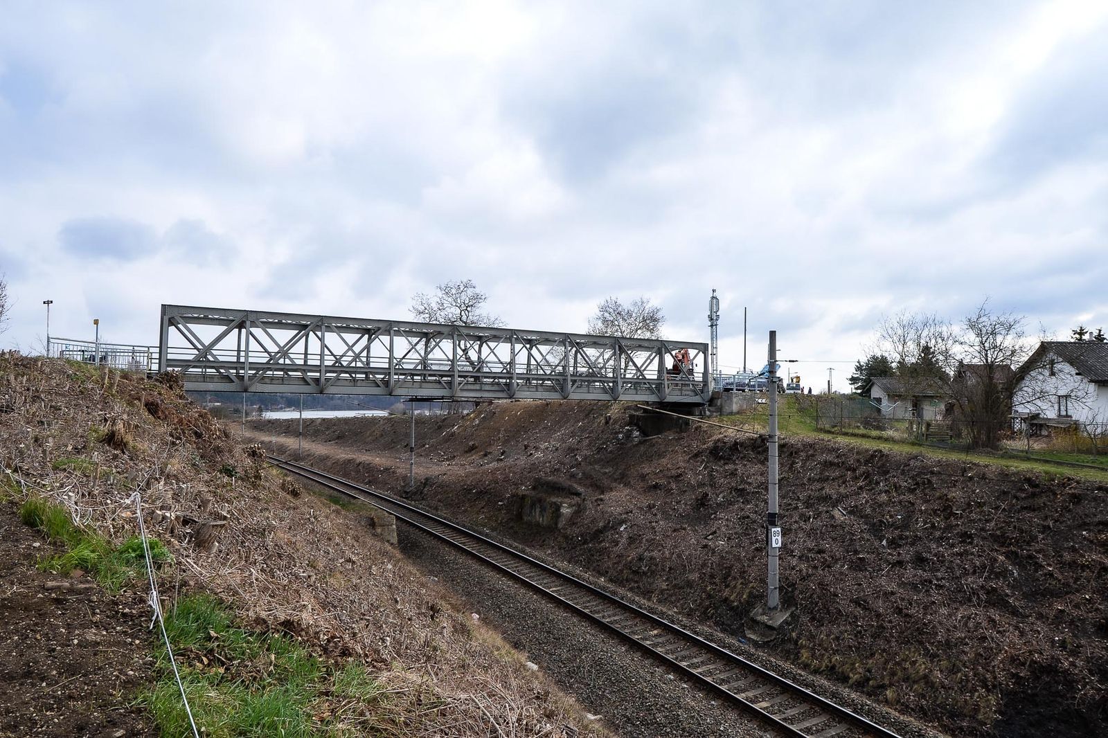 Lávka na Valše (foto: M. Pecuch, 7.4.2021)